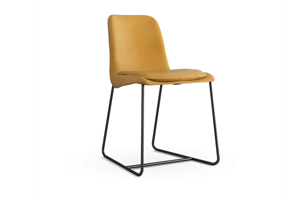 Scoop dining chair